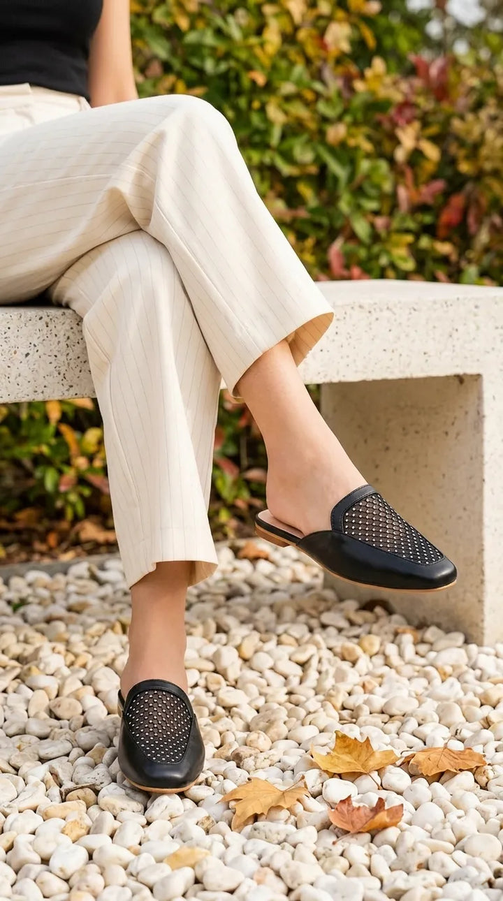 Black Back Open For Women WN5625