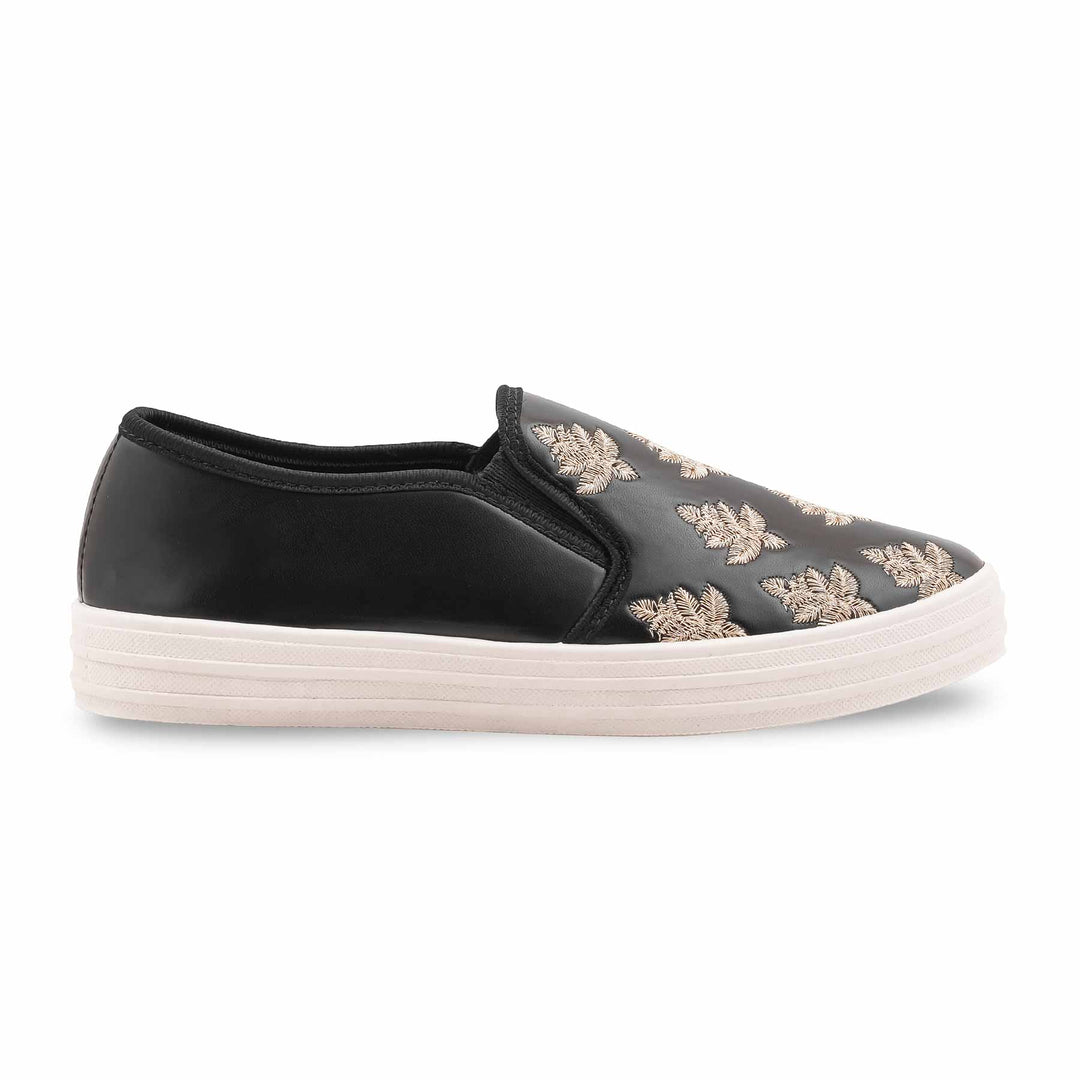 Black Sneaker For Ladies WN6205