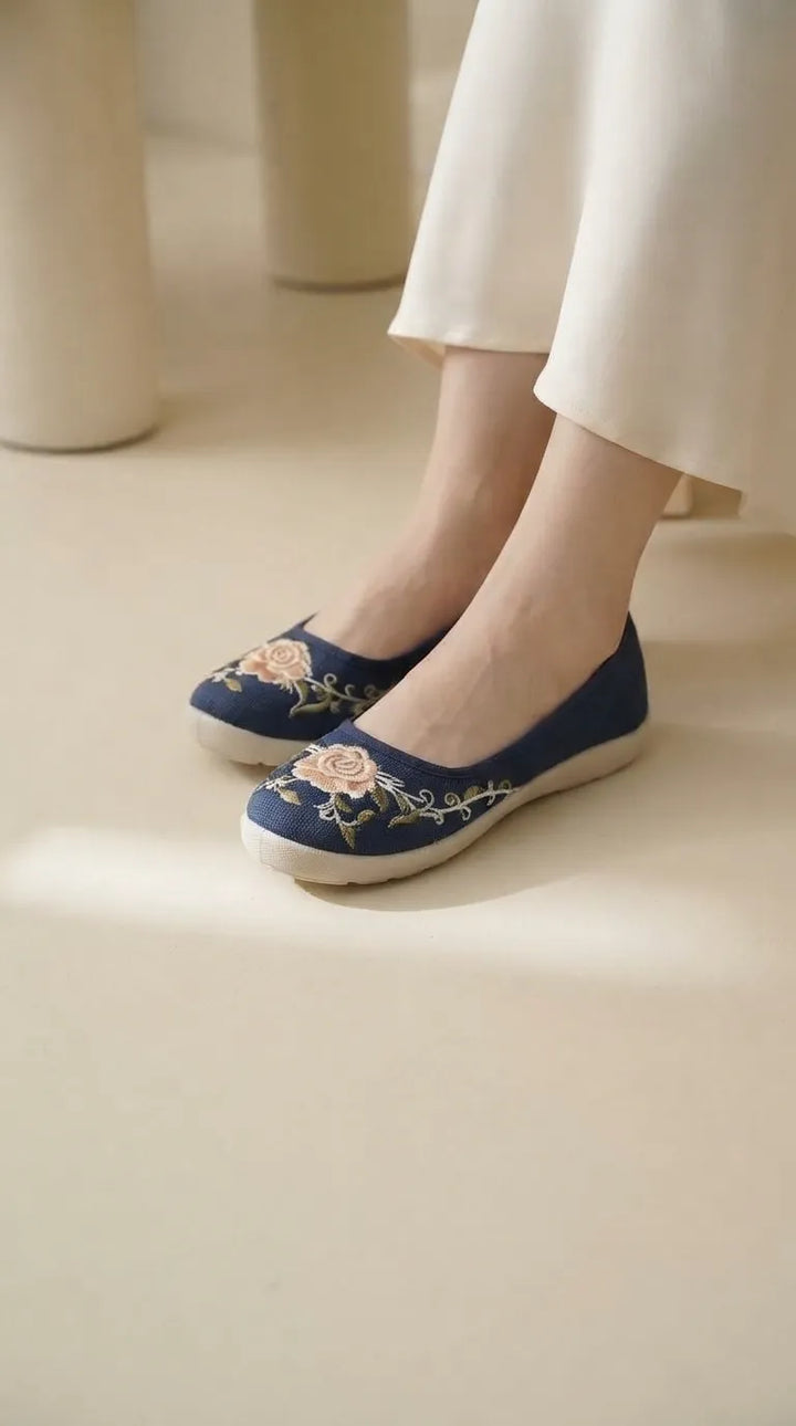 Navy Casual Sneaker For Women WN6206