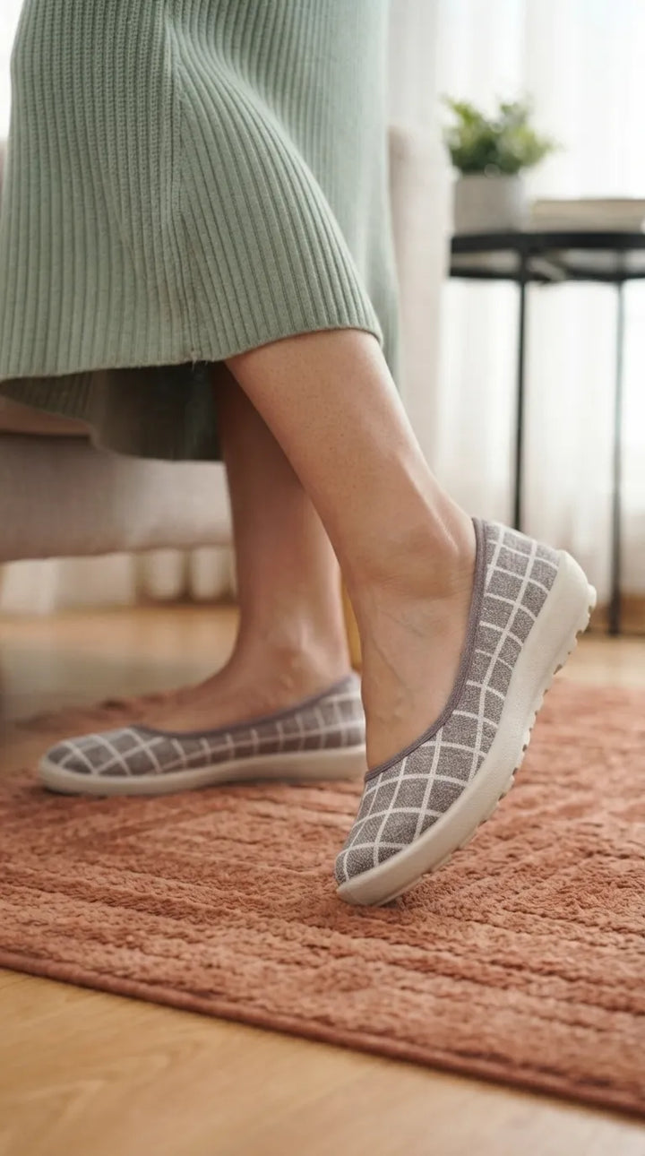 Grey Sneaker For Ladies WN6213