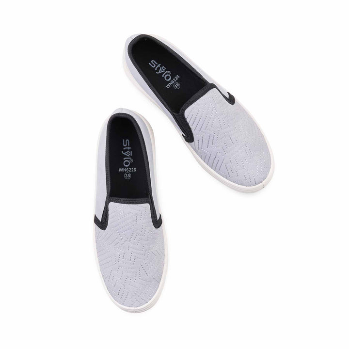 Grey Sneaker For Ladies WN6226