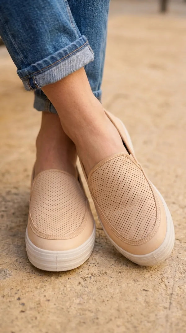 Beige Sneaker For Ladies WN6238