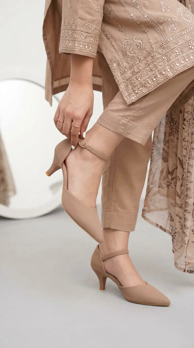 Beige Court Shoes For Ladies WN7647
