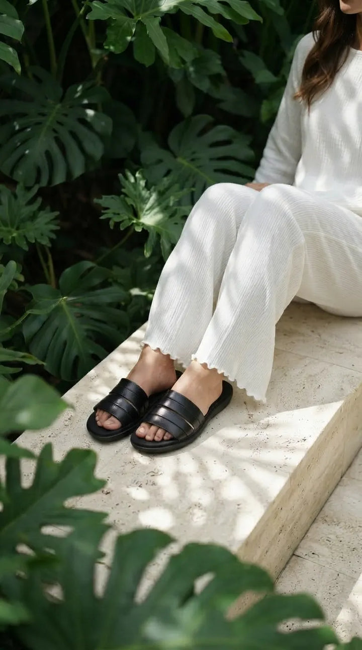 Black Casual Slipper For Ladies WS0092