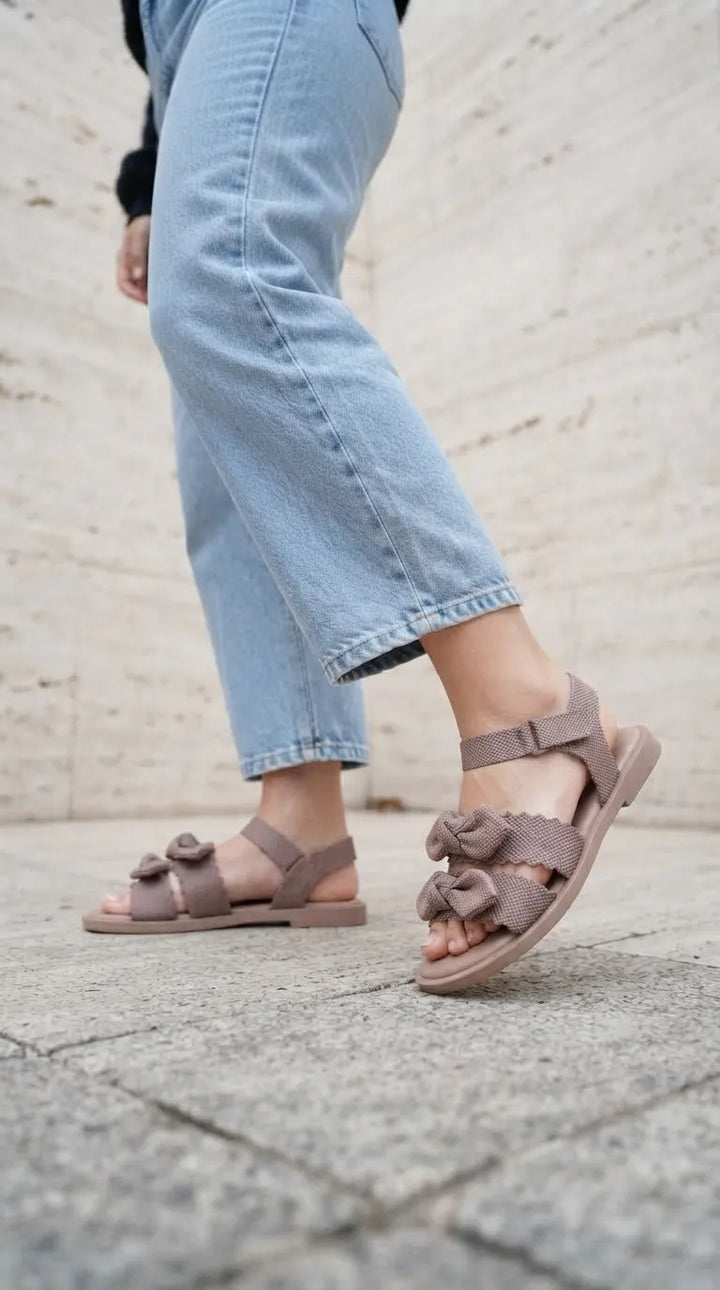 Golden Casual Sandal For Ladies WS0111