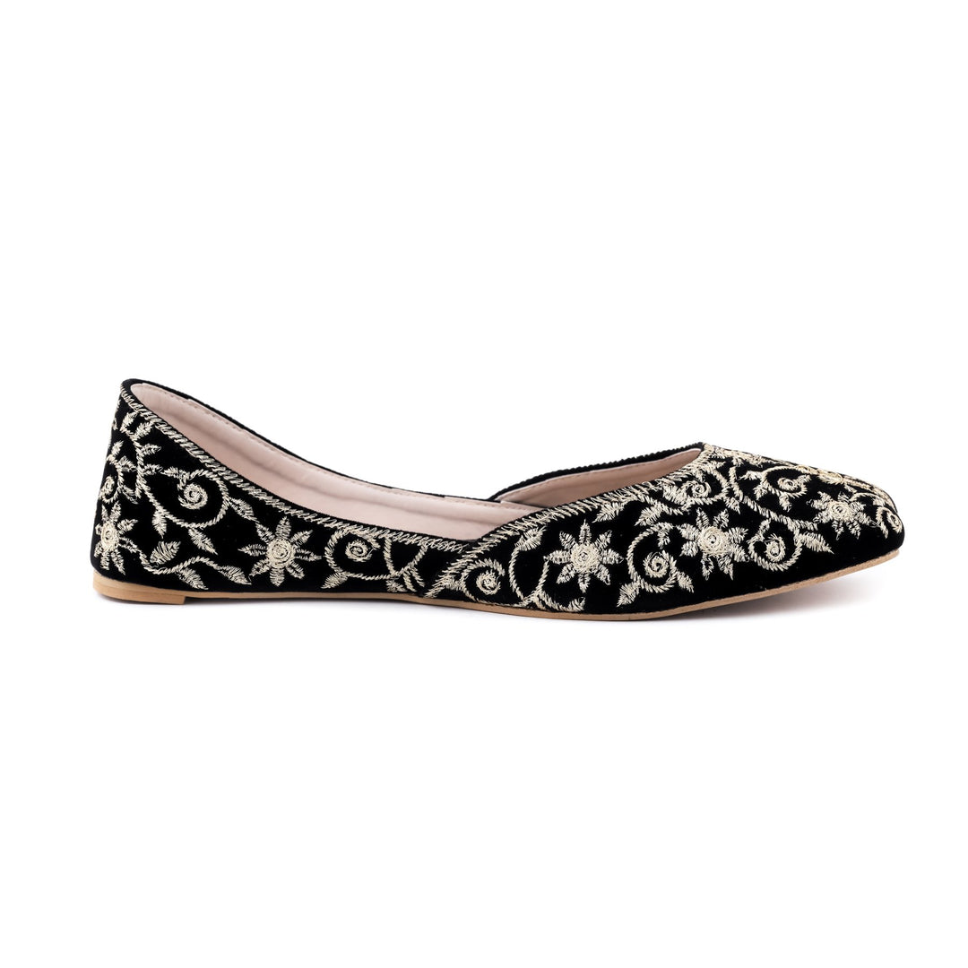 Black Color Ethnic Khusa EC7396