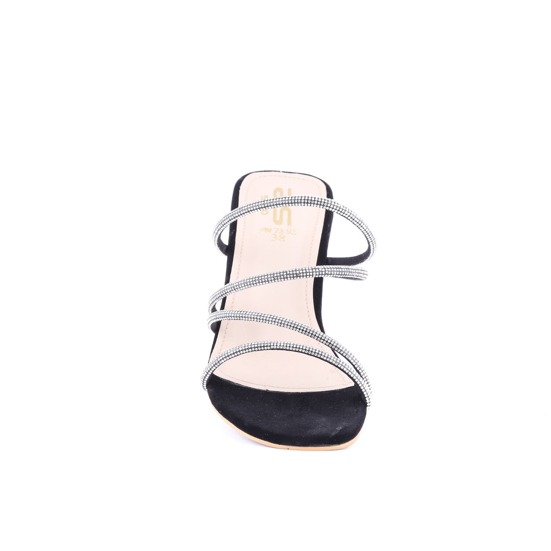 Black Color Fancy Slippers FN7395