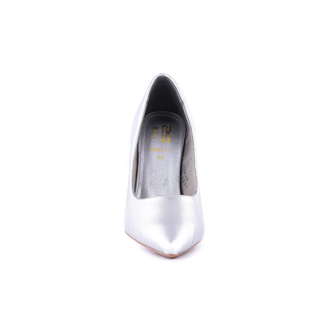 Silver Color Winter Court Shoes WN7211